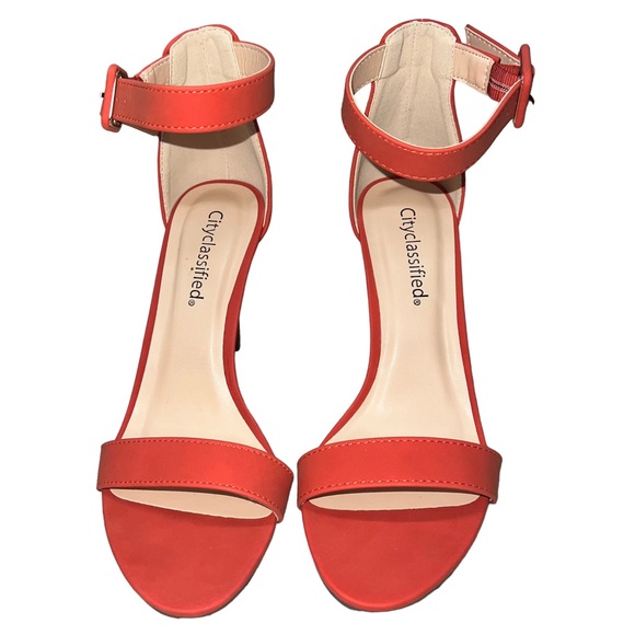 NEW City Classified Red Strappy Stiletto Sandals Women’s Size 7.5 - Picture 2 of 7